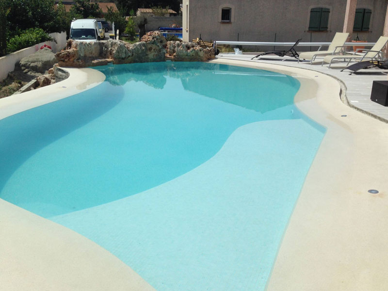 Fabricant de piscine en béton